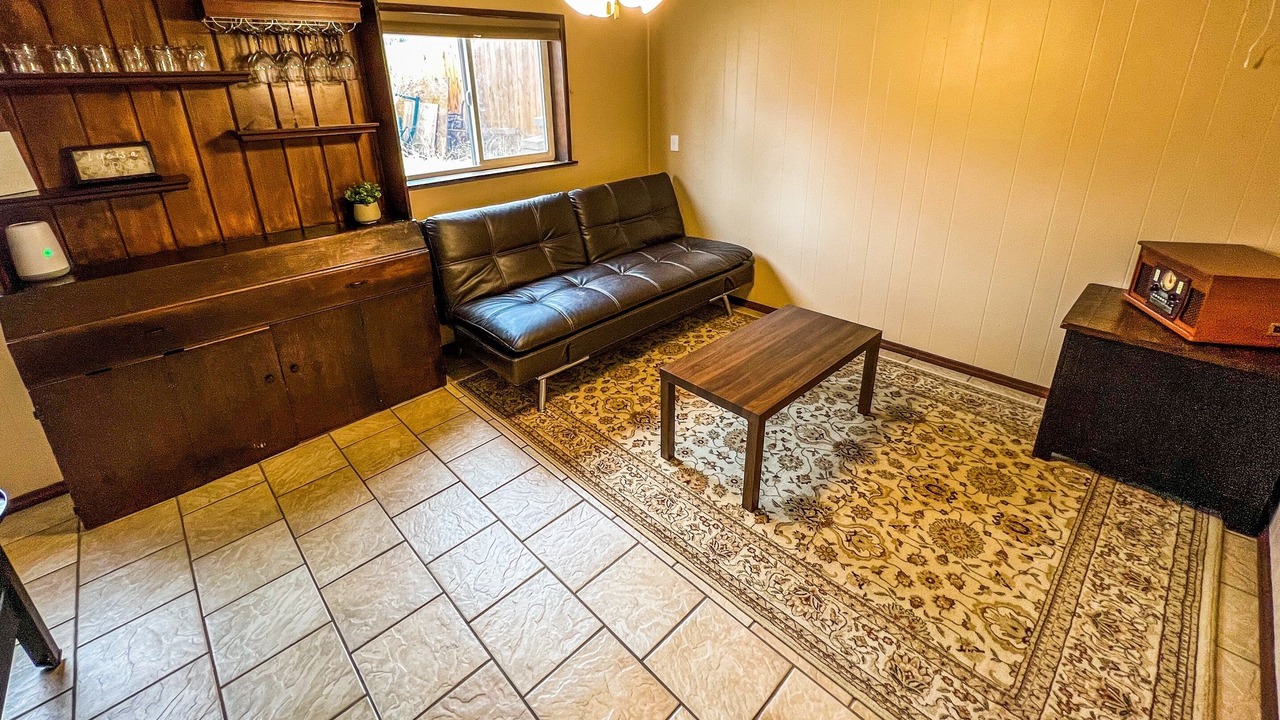 Photo of Livingroom in Security-Widefield