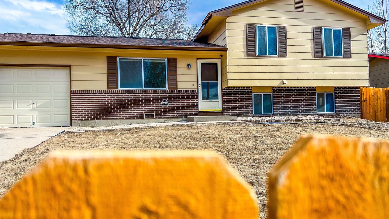 Photo of Outdoor in Security-Widefield