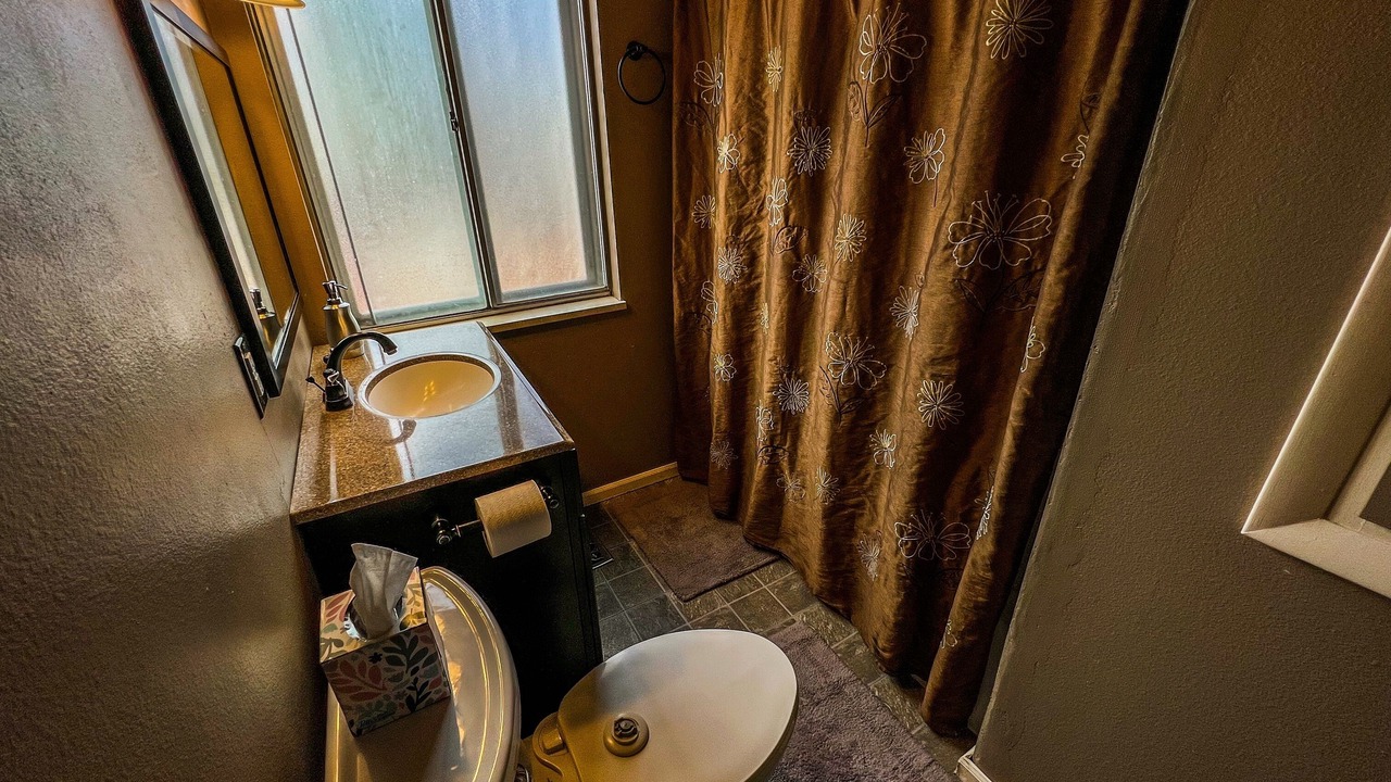 Photo of Bathroom in Security-Widefield