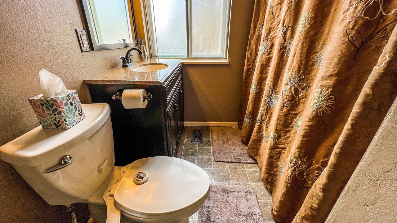 Photo of Bathroom in Security-Widefield
