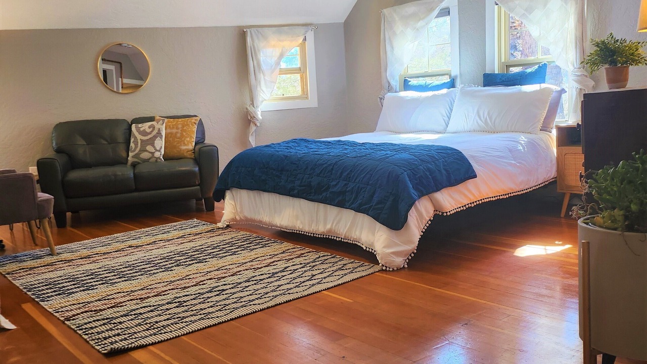 Photo of Bedroom in Loveland