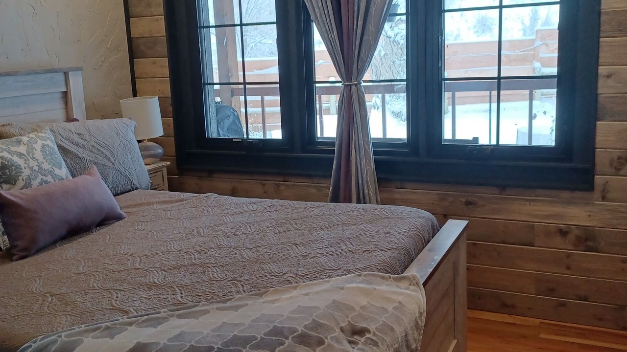 Photo of Bedroom in Loveland