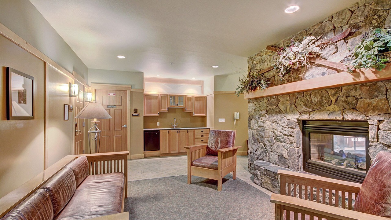 Photo of Livingroom in Copper Mountain Village
