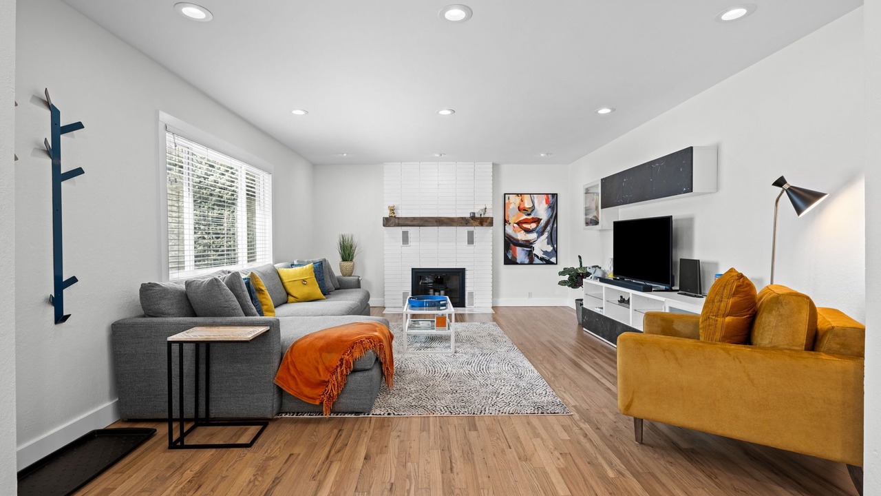 Photo of Livingroom in Littleton