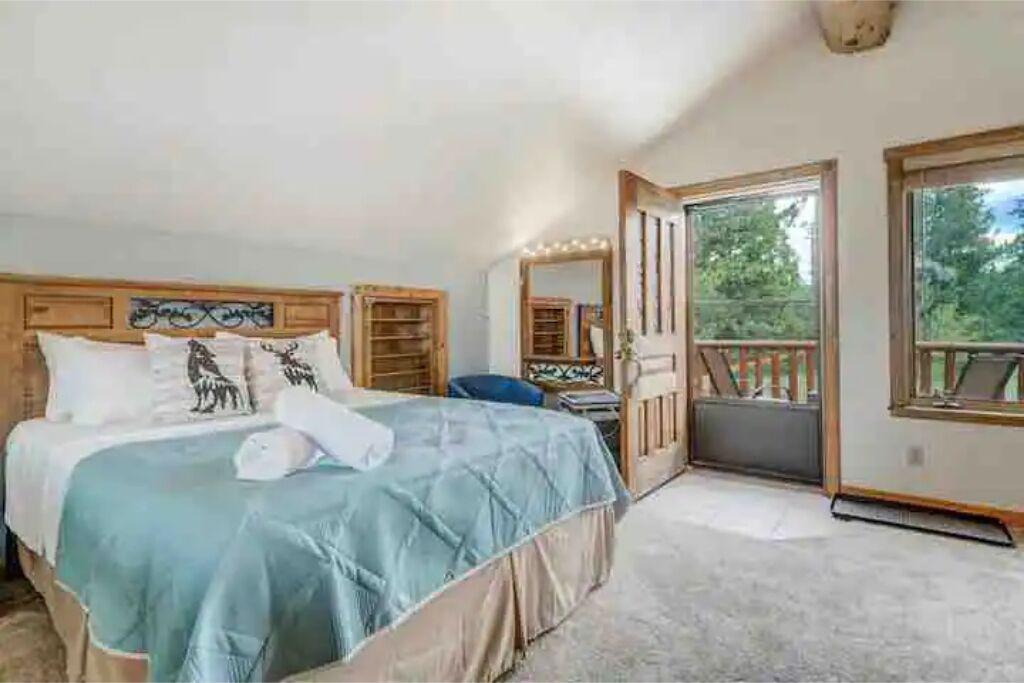 Photo of Bedroom in Divide