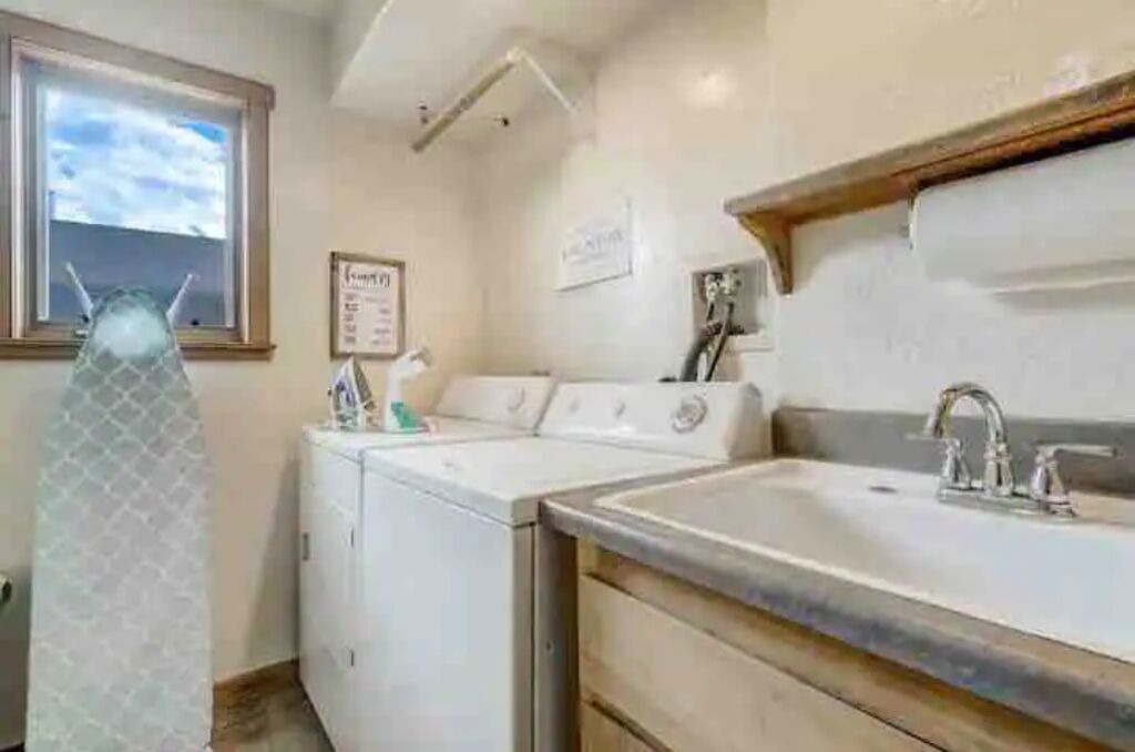 Photo of Bathroom in Divide