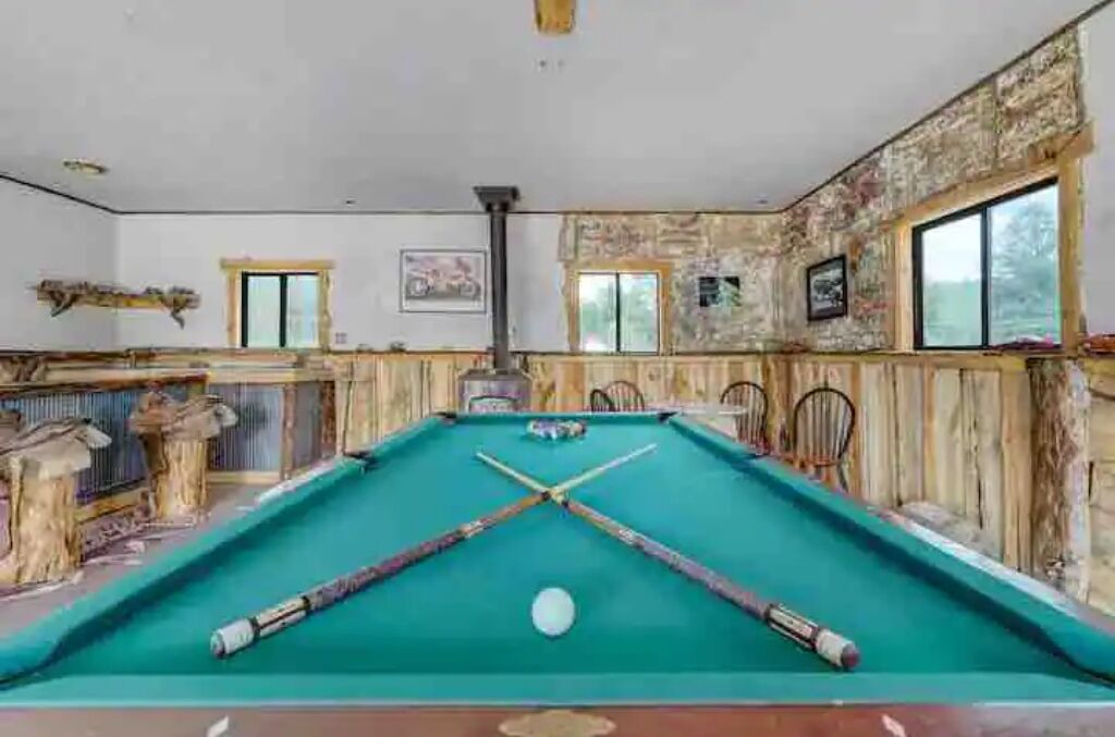 Photo of Bedroom in Divide