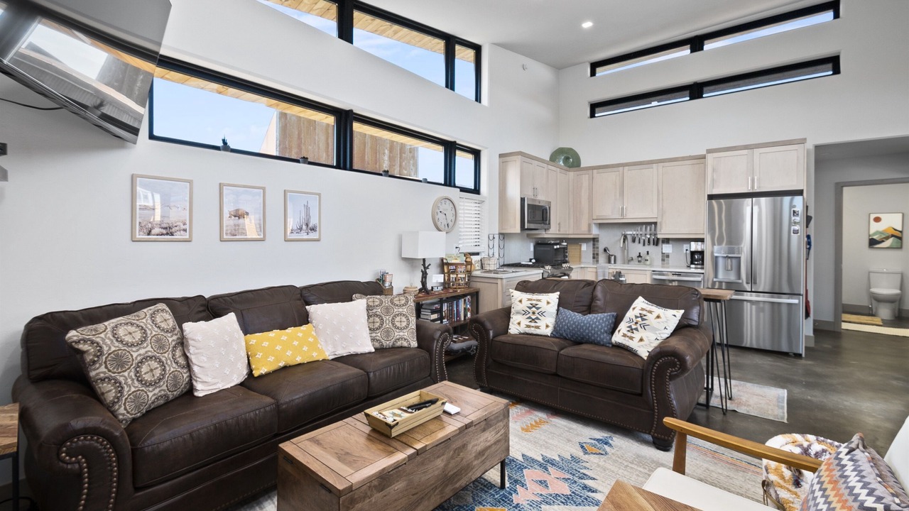 Photo of Livingroom in Mesa County