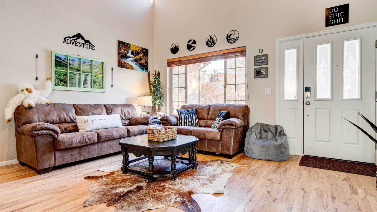 Photo of Livingroom in Highland