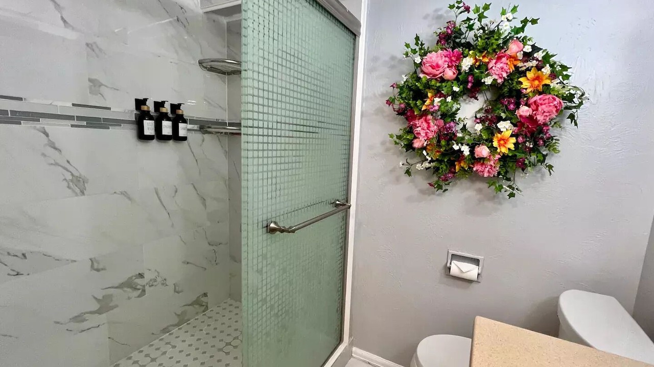 Photo of Bathroom in Applewood West