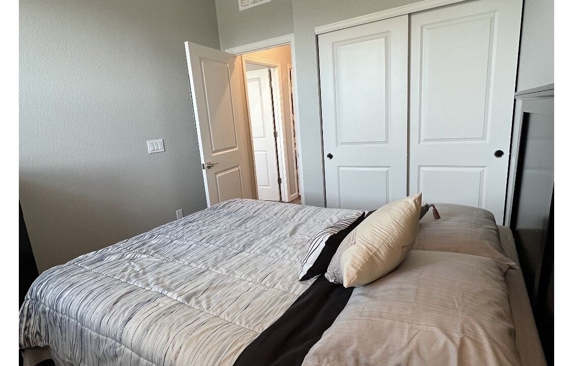 Photo of Bedroom in Aurora