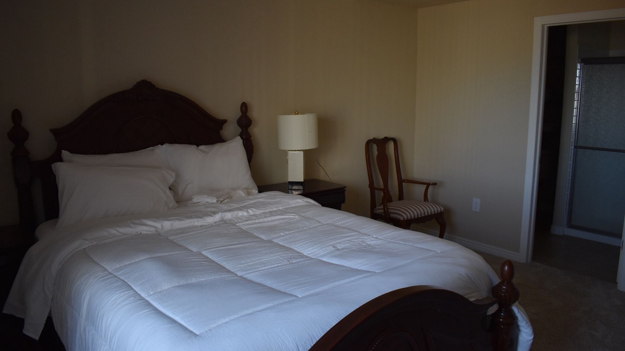 Photo of Bedroom in Aurora