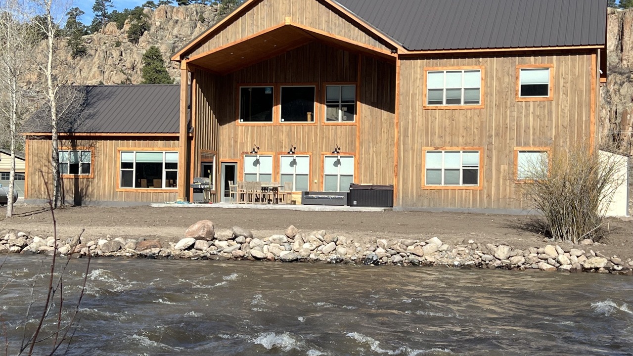 Photo of Outdoor in South Fork