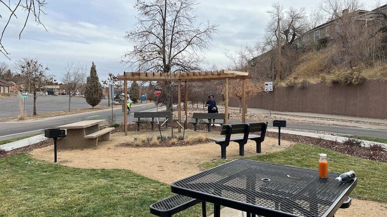 Photo of Outdoor in Golden