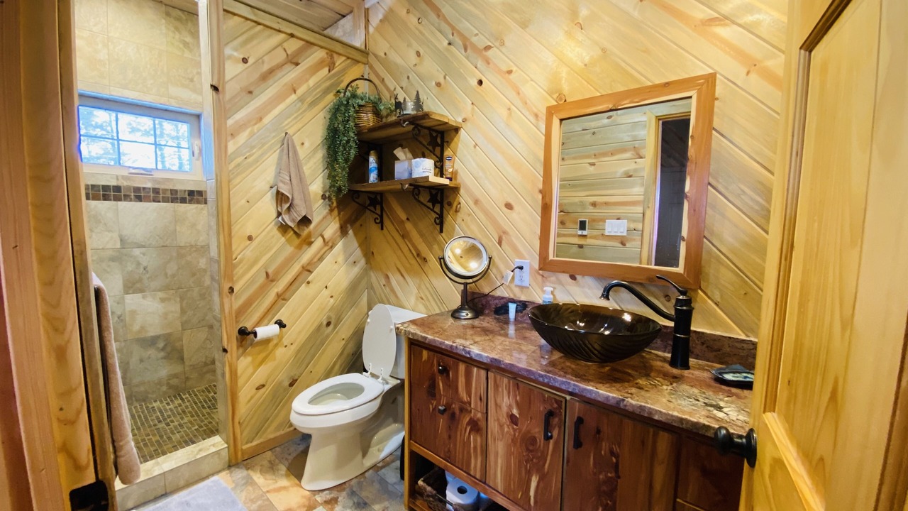 Photo of Bathroom in Ponderosa Pines