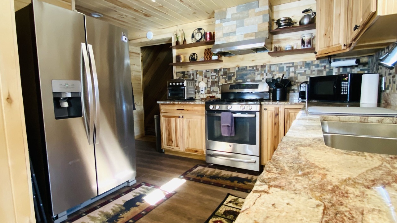 Photo of Kitchen in Ponderosa Pines