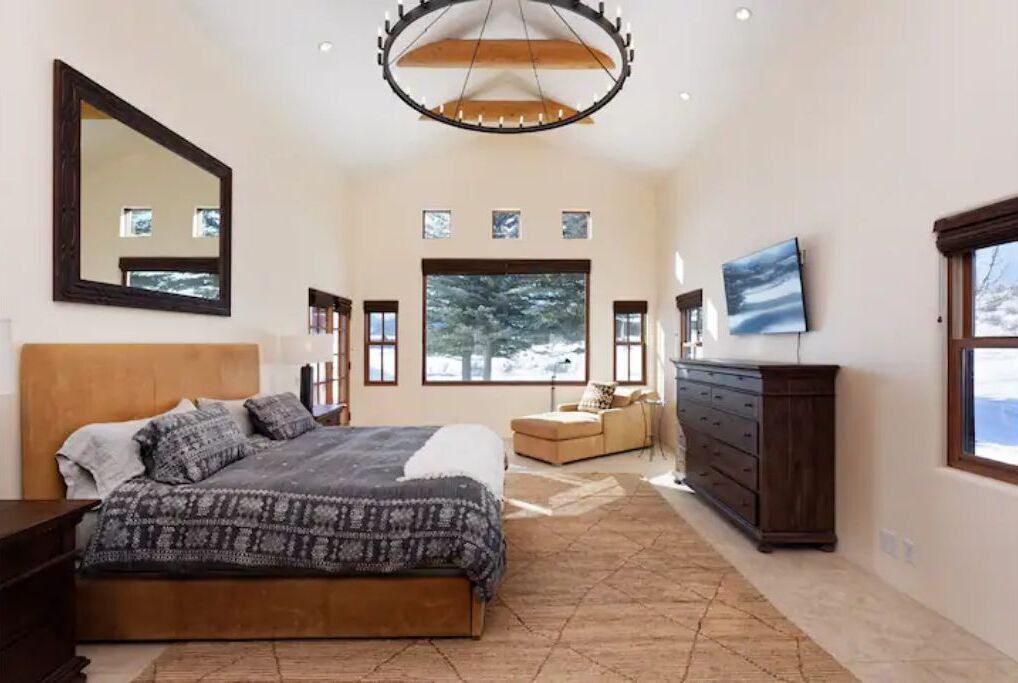 Photo of Bedroom in Missouri Heights