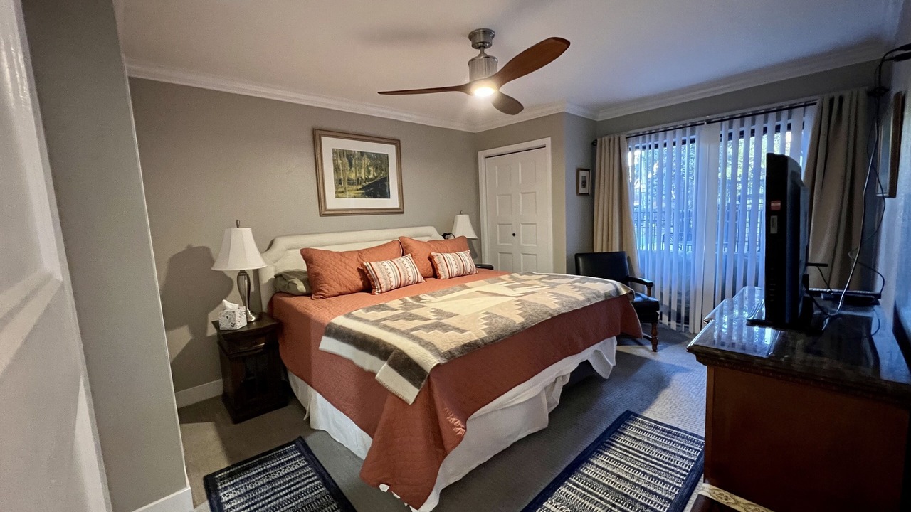 Photo of Bedroom in Cherry Creek