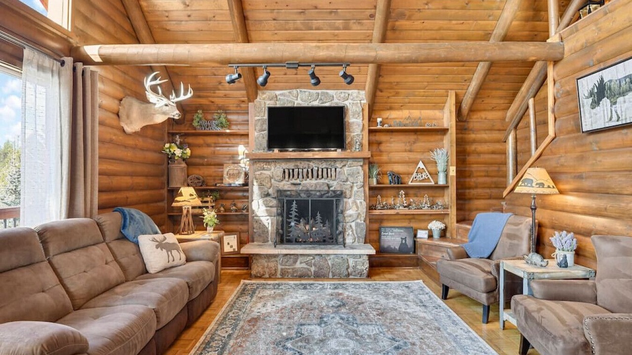 Photo of Livingroom in Spring Valley