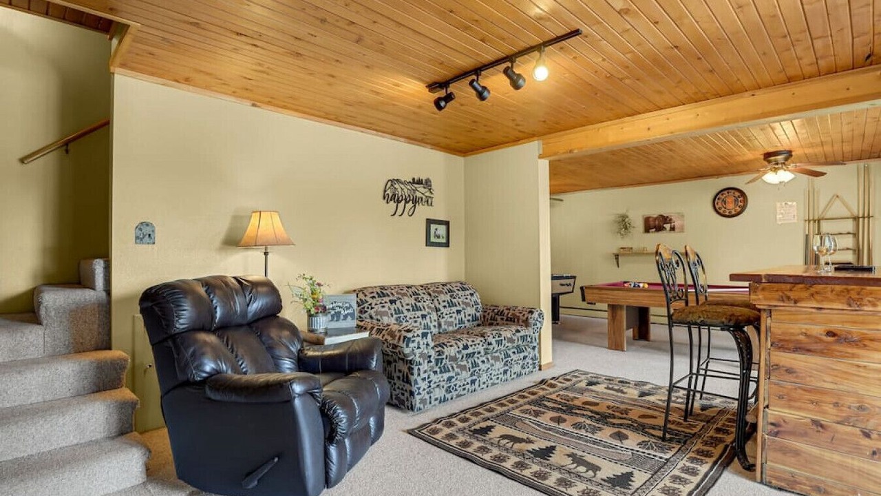 Photo of Livingroom in Spring Valley