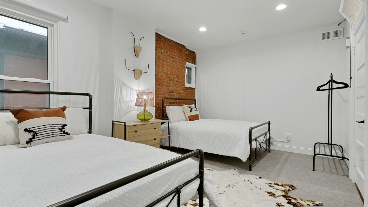 Photo of Bedroom in Uptown