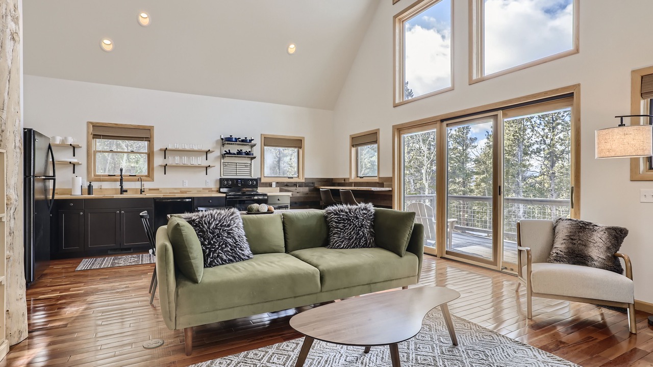 Photo of Livingroom in Black Hawk