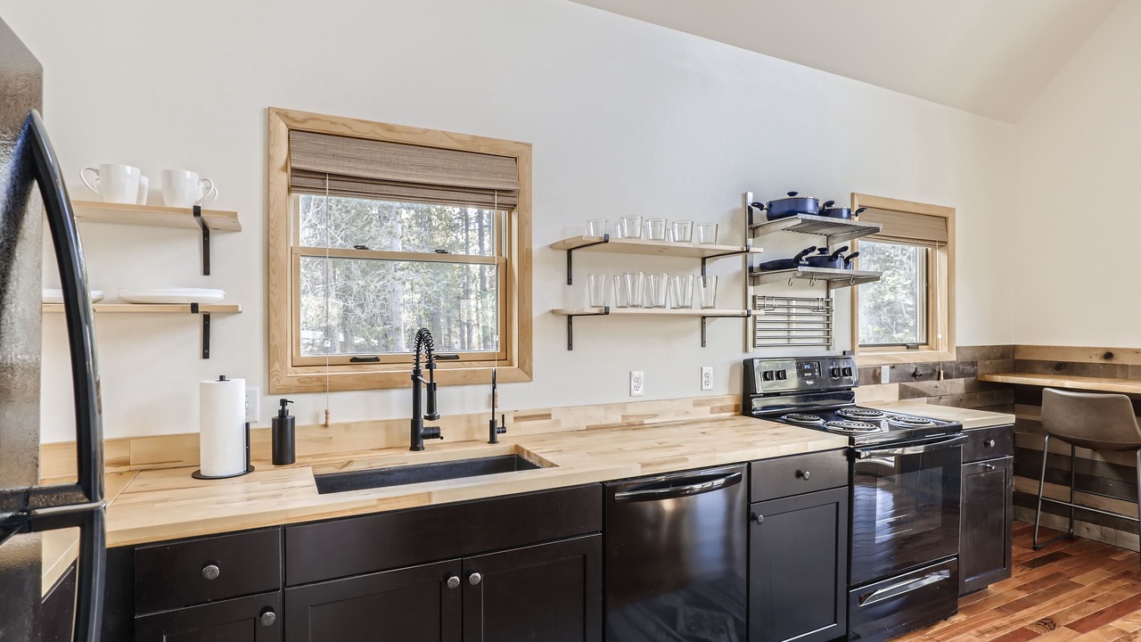 Photo of Kitchen in Black Hawk