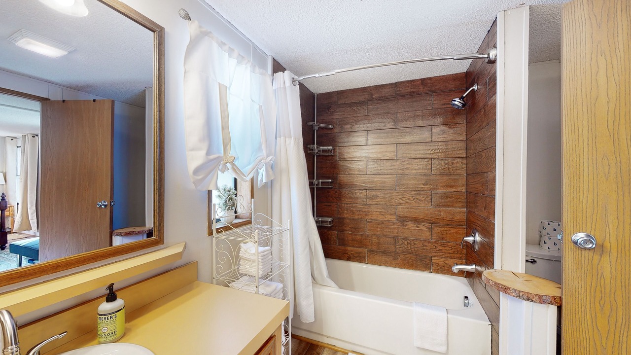 Photo of Bathroom in Alpine Village