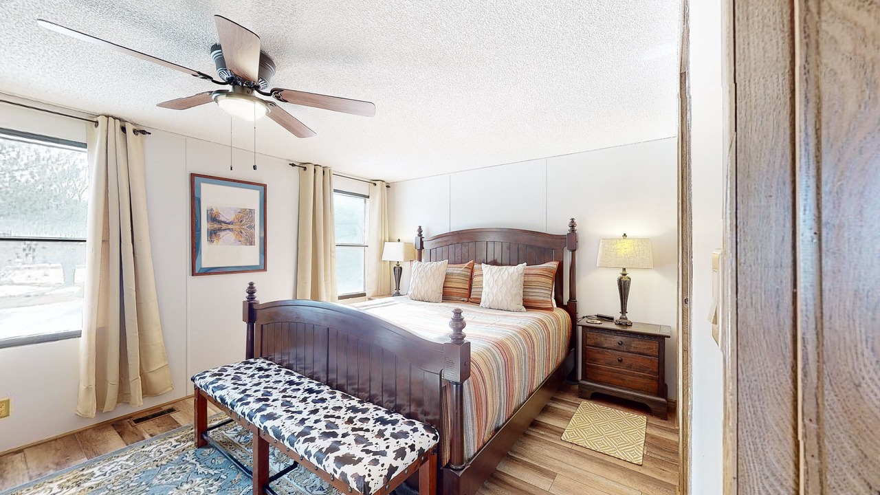 Photo of Bedroom in Alpine Village