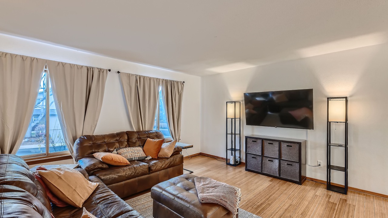 Photo of Bedroom in Castlewood