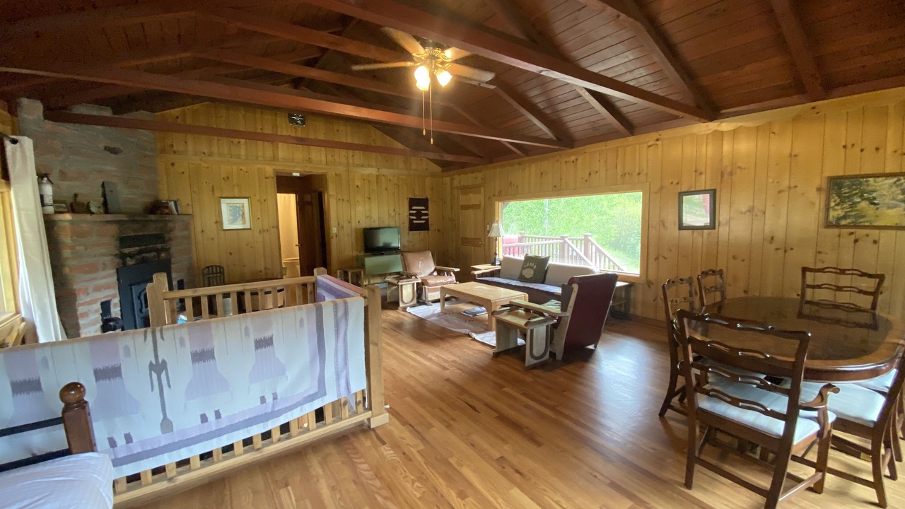 Photo of Livingroom in Idaho Springs