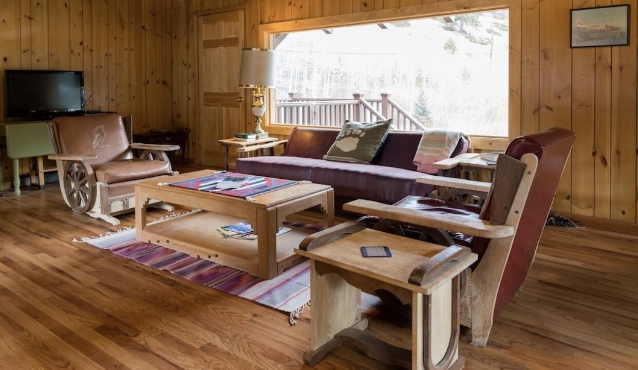 Photo of Livingroom in Idaho Springs