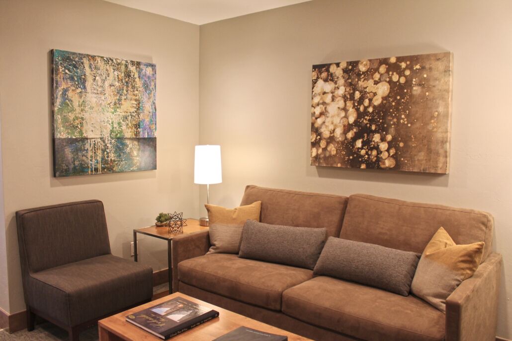 Photo of Livingroom in Peak 8