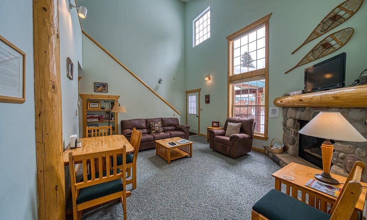 Photo of Livingroom in Leadville