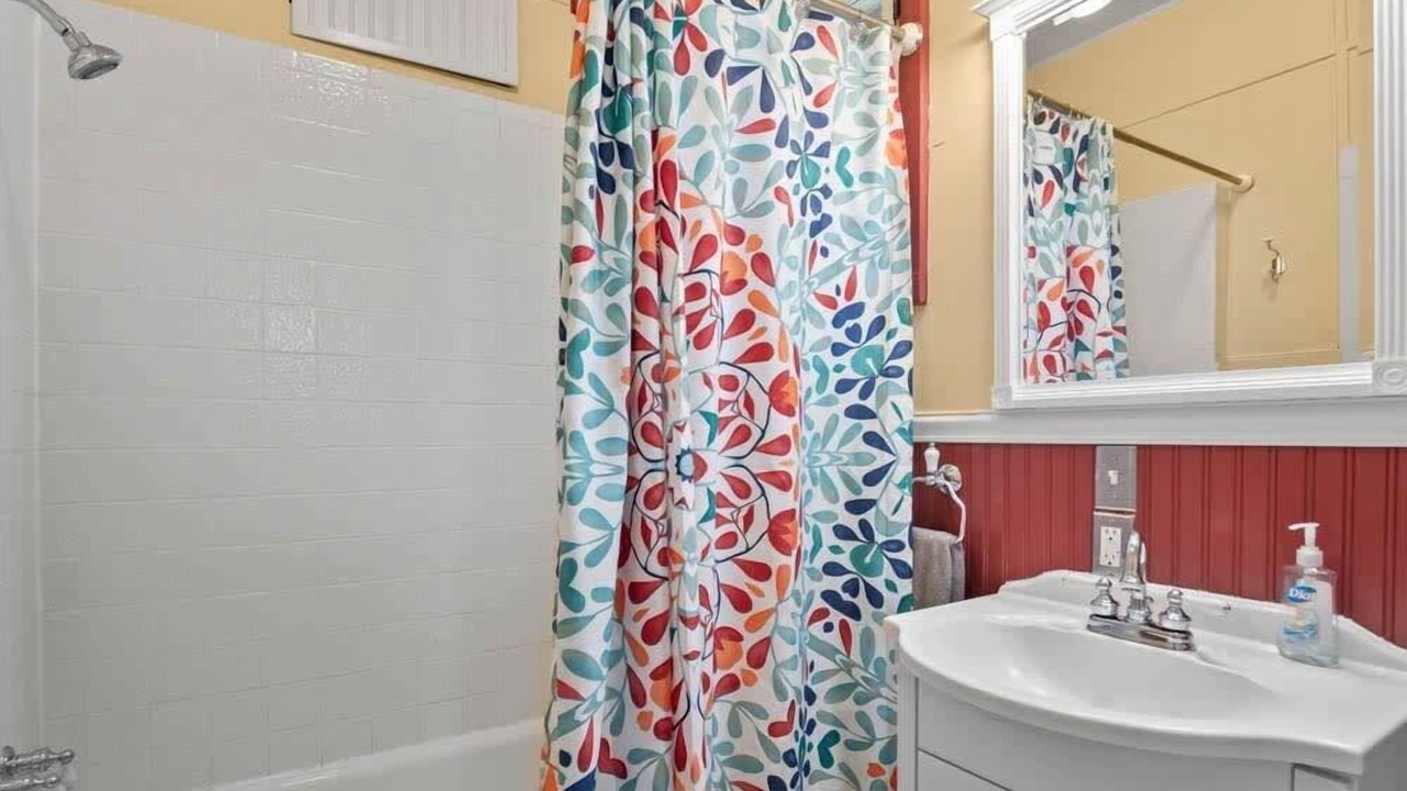 Photo of Bathroom in Leadville North