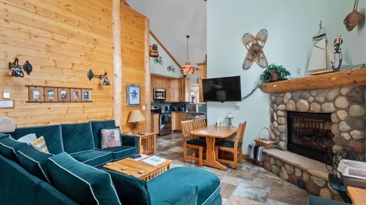 Photo of Livingroom in Leadville