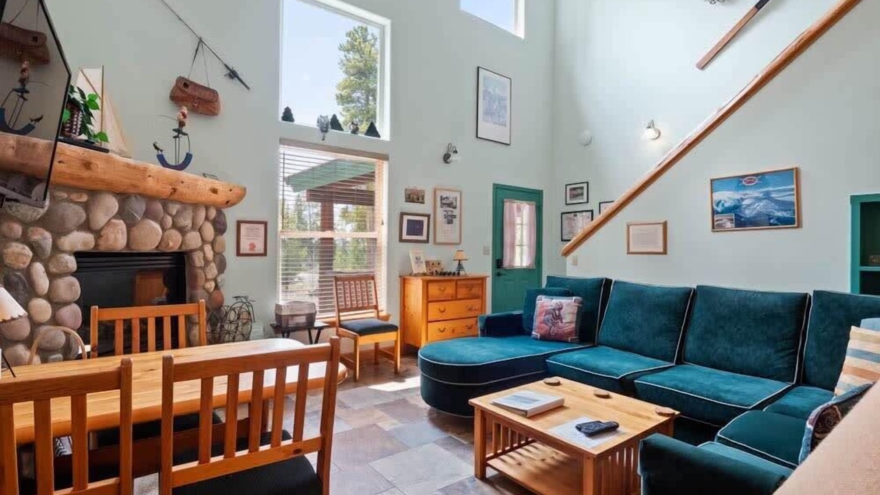 Photo of Livingroom in Leadville