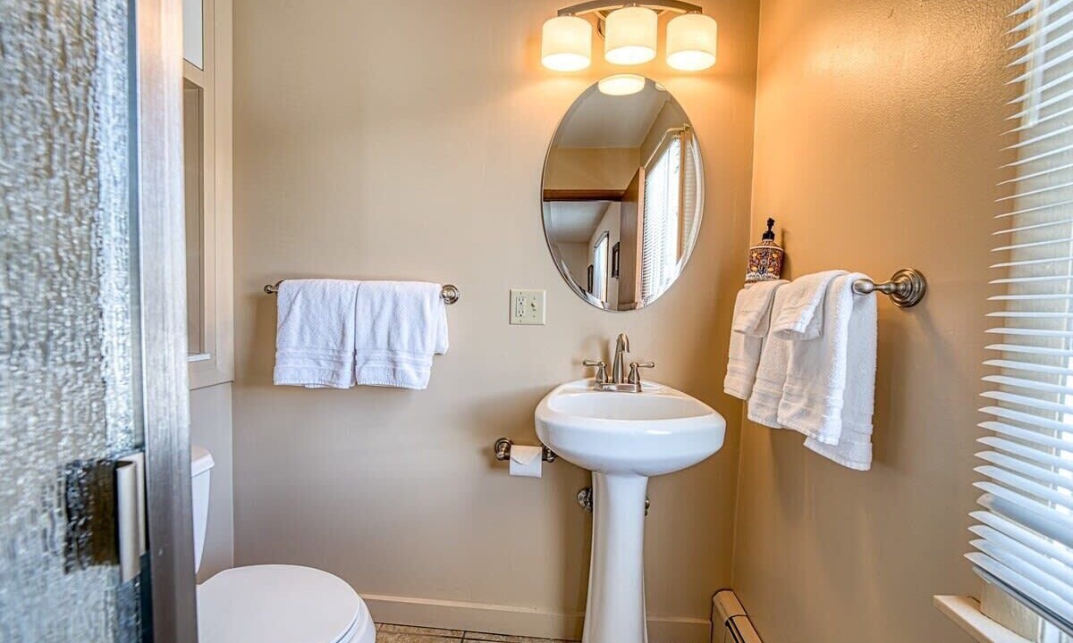Photo of Bathroom in Leadville North