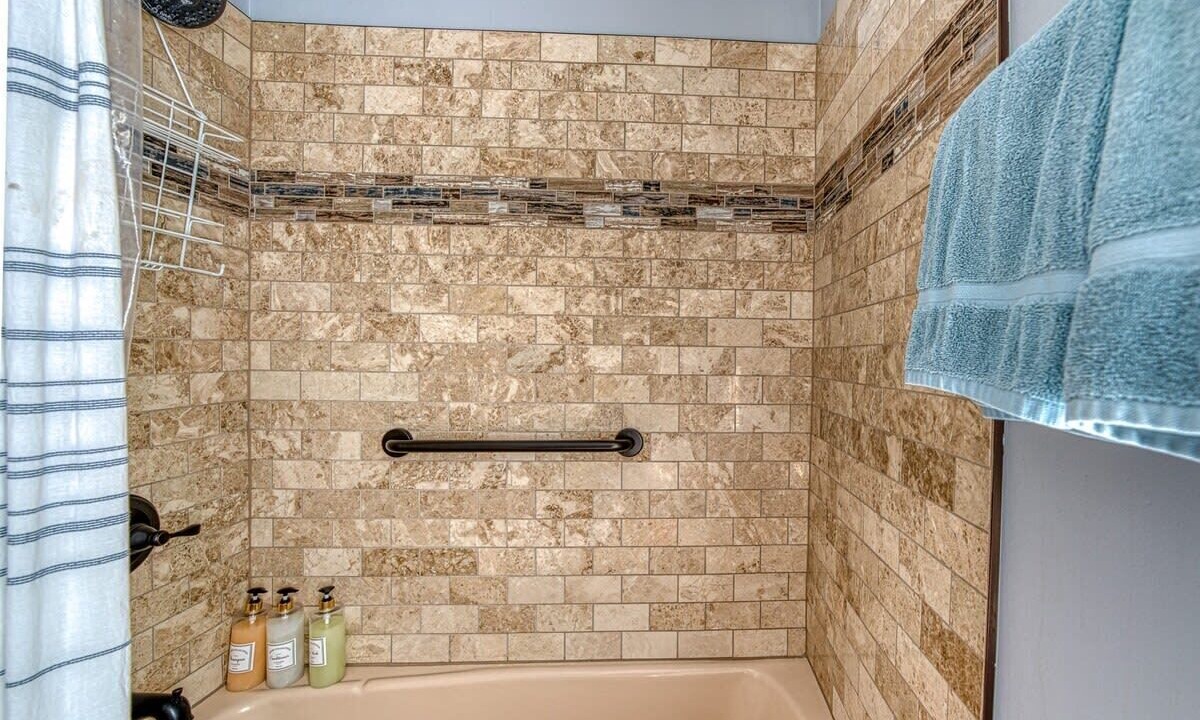 Photo of Bathroom in Leadville North