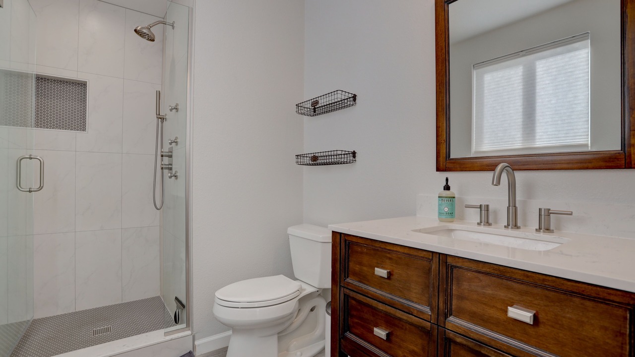 Photo of Bathroom in Acres Green