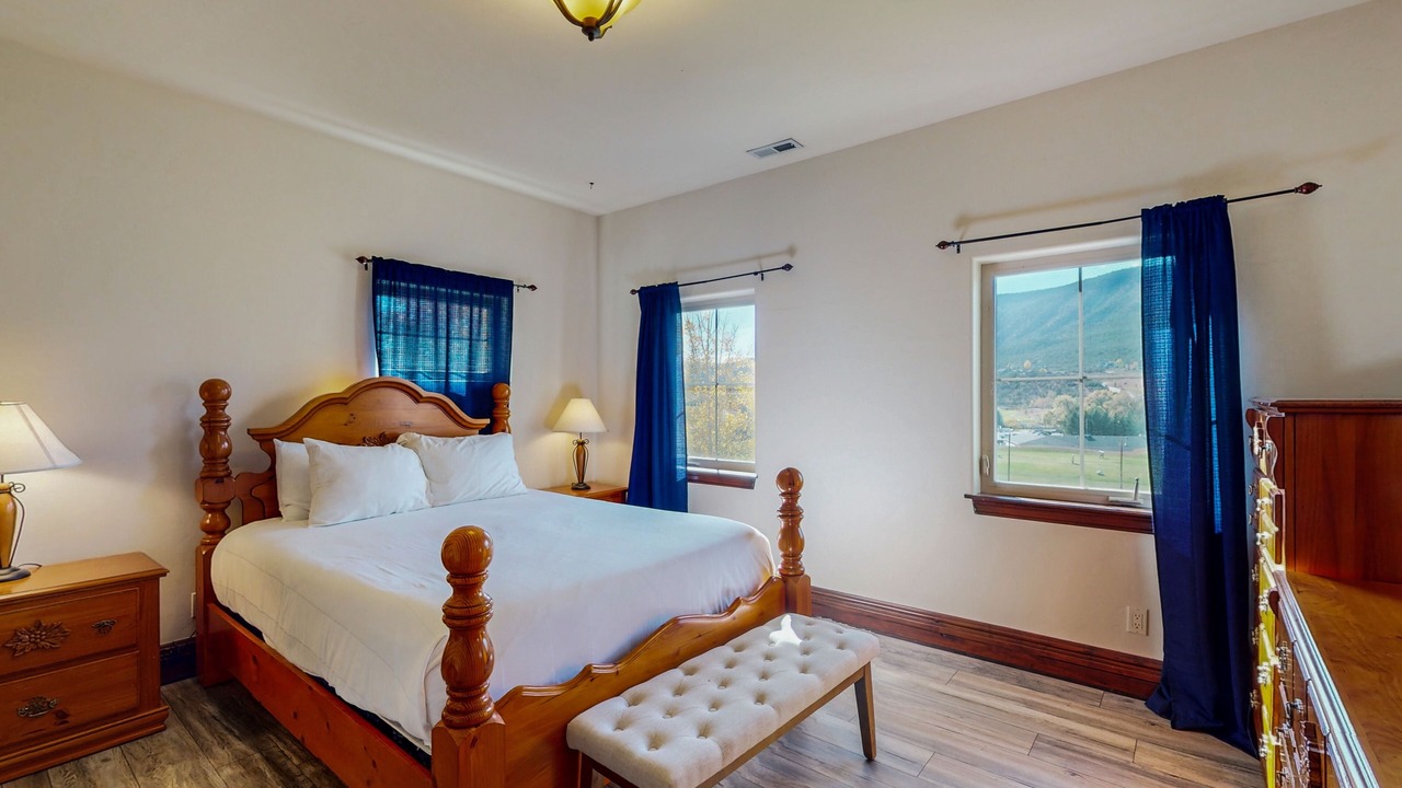 Photo of Bedroom in Gypsum