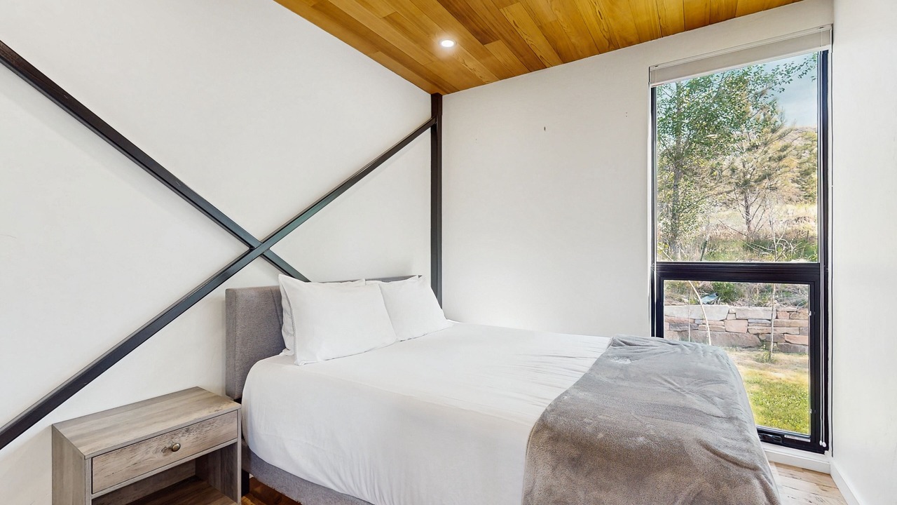Photo of Bedroom in Carbondale
