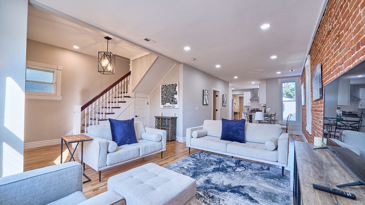 Photo of Livingroom in Curtis Park