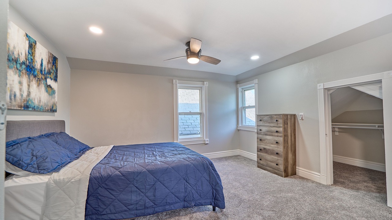 Photo of Bedroom in Curtis Park