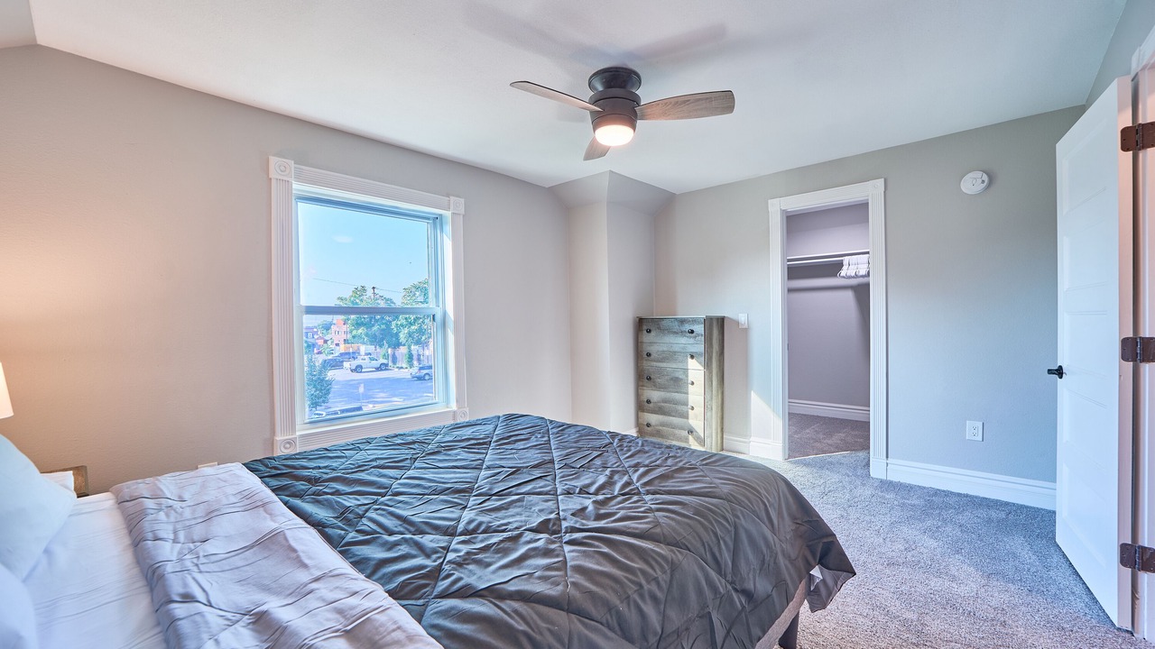 Photo of Bedroom in Curtis Park