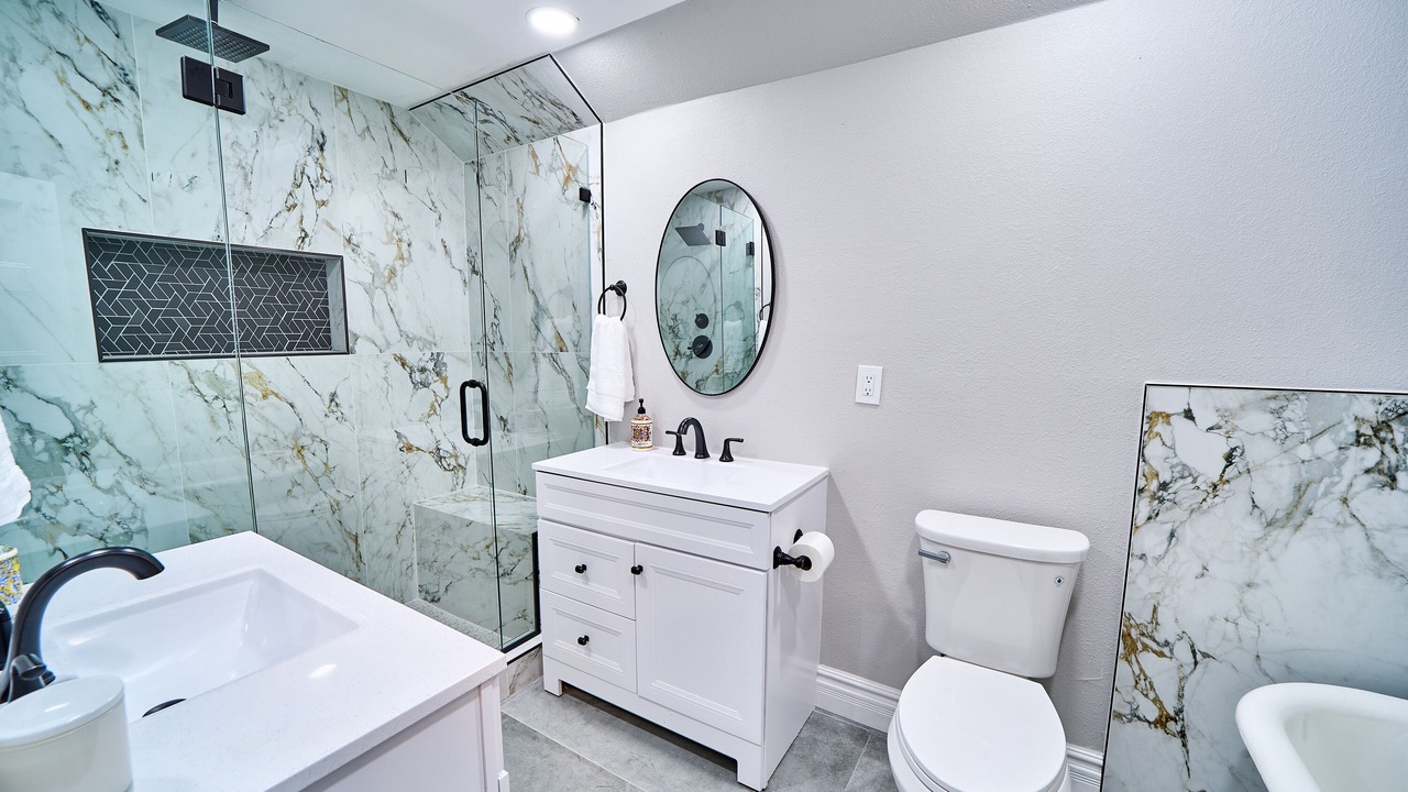 Photo of Bathroom in Curtis Park