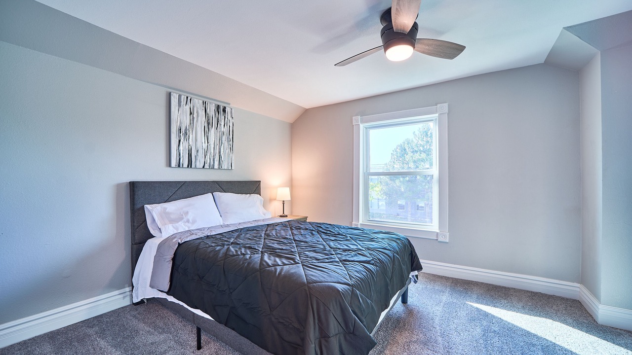 Photo of Bedroom in Curtis Park