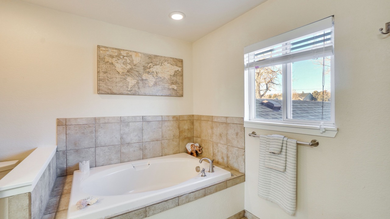 Photo of Bathroom in Golden