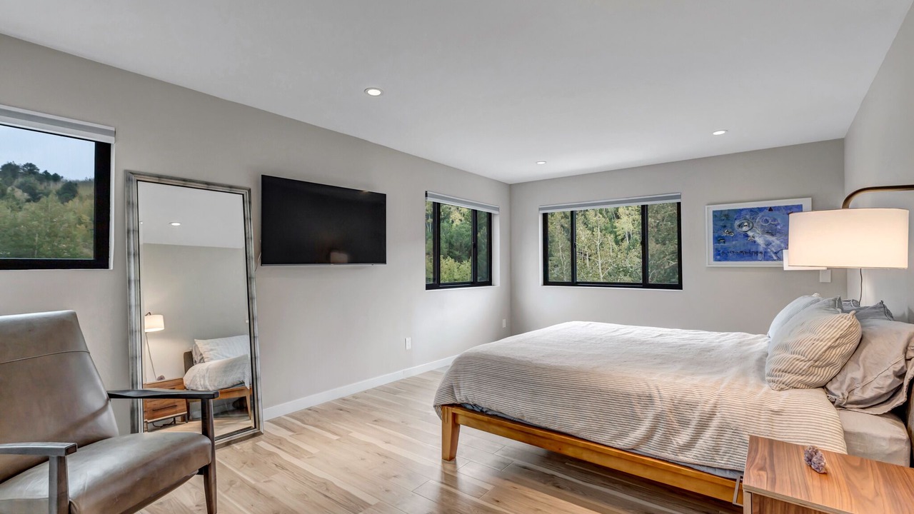 Photo of Bedroom in Idaho Springs