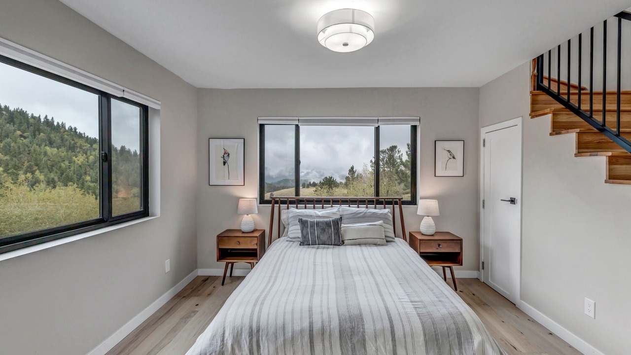 Photo of Bedroom in Idaho Springs